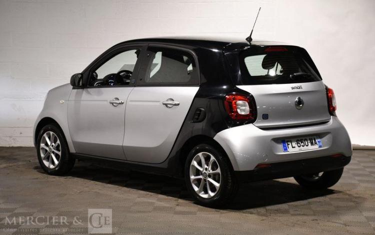 SMART FORFOUR 82CH PASSION 41KW GRIS FL-650-MA
