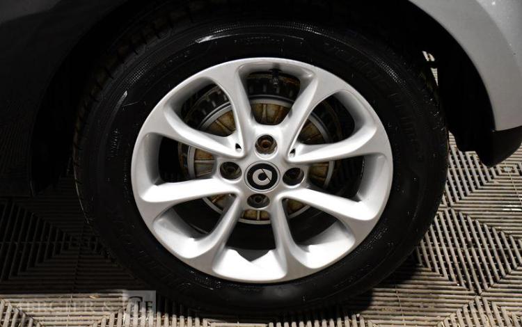 SMART FORFOUR 82CH PASSION 41KW GRIS FL-650-MA