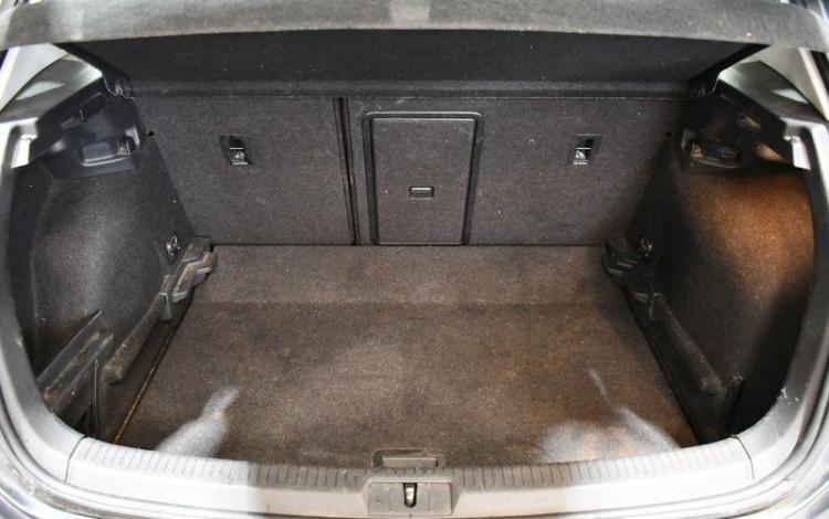 VOLKSWAGEN GOLF 2.0 TDI 150 BLUEMOTION CONFORT LINE BUSINESS DSG GRIS FM-404-JP