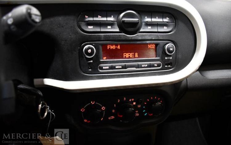 RENAULT TWINGO 1.0 SCE 65 LIFE ROUGE FM-814-NW