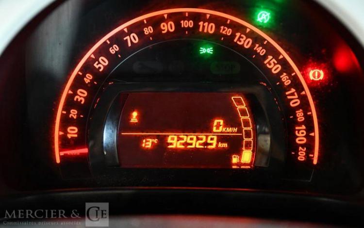 RENAULT TWINGO 1.0 SCE 65 LIFE ROUGE FM-814-NW