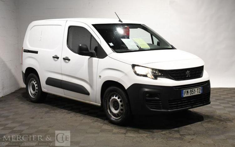 PEUGEOT PARTNER STD 100CH GRIP BLANC FM-951-TZ