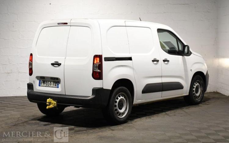 PEUGEOT PARTNER STD 100CH GRIP BLANC FM-951-TZ