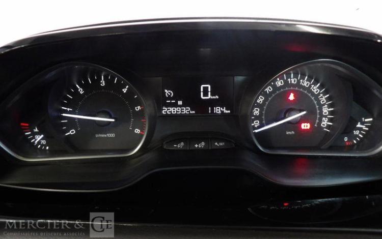 PEUGEOT 208 SOCIETE 1.6 BLUEHDI 100 PREMIUM PACK BLANC FN-138-HW