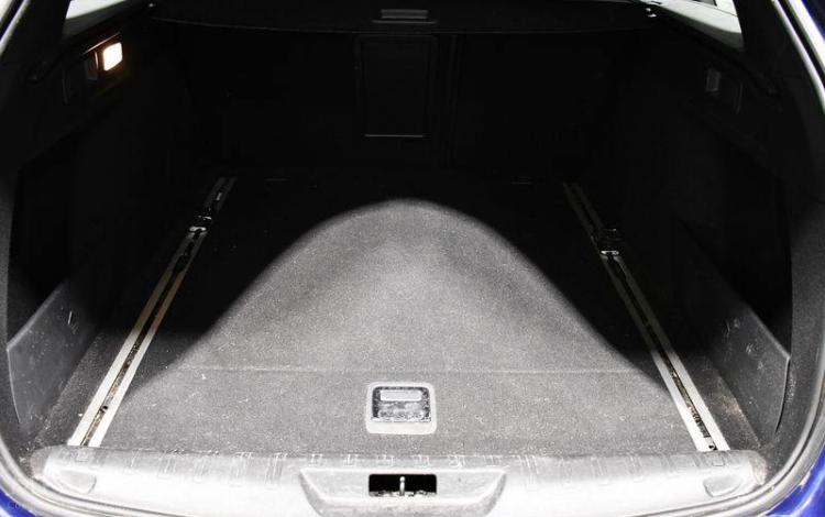 PEUGEOT 308 SW 1.5 BLUEHDI 130 GT LINE BLEU FN-568-MH