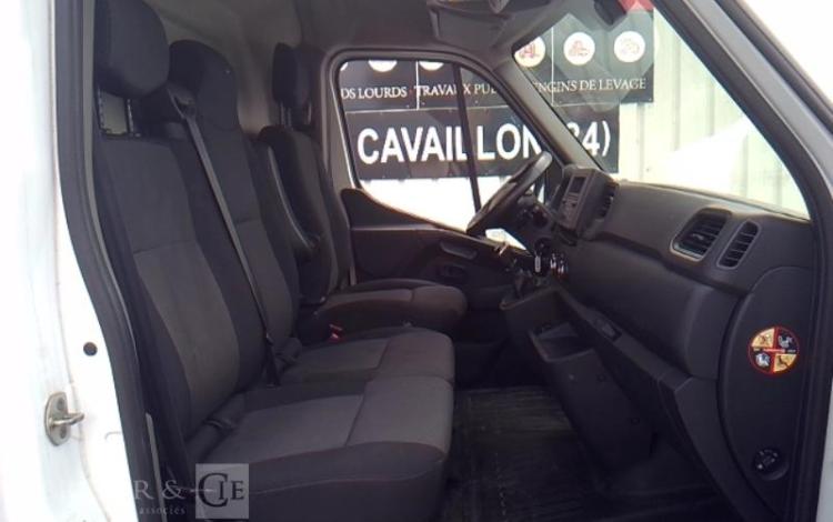 RENAULT MASTER 2.3 BLUEDCI 135 33 L2H2 GRAND-CONFORT TRACTION FWD BLANC FN-736-GY