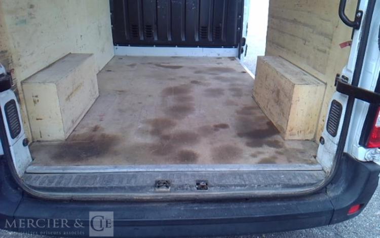 RENAULT MASTER 2.3 BLUEDCI 135 33 L2H2 GRAND-CONFORT TRACTION FWD BLANC FN-736-GY