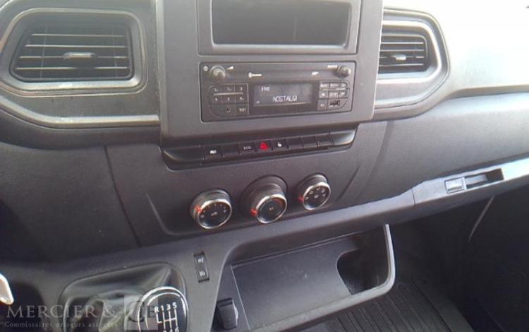 RENAULT MASTER 2.3 BLUEDCI 135 33 L2H2 GRAND-CONFORT TRACTION FWD BLANC FN-736-GY