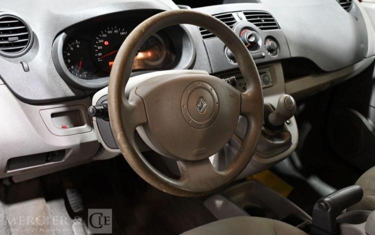 RENAULT KANGOO COMBI 1,5 DCI 85CH EXPRESSION ROUGE FP-625-GD