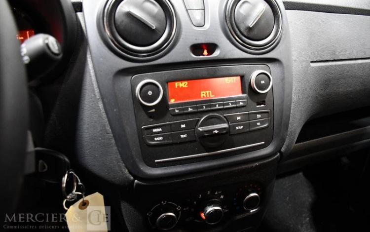 DACIA DOKKER COMBI 1.5 BLUEDCI 75 ESSENTIEL BLANC FR-099-MB