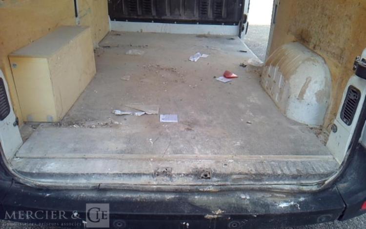 RENAULT MASTER 2.3 DCI 135 35 L2H2 GRAND-CONFORT BLANC FR-975-LB