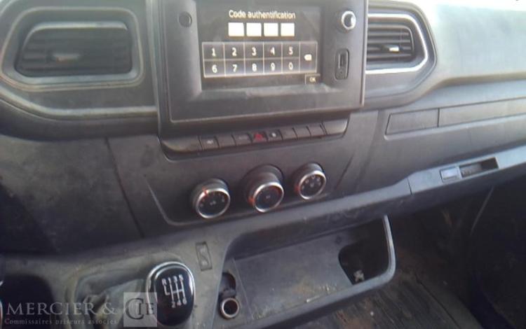 RENAULT MASTER 2.3 DCI 135 35 L2H2 GRAND-CONFORT BLANC FR-975-LB