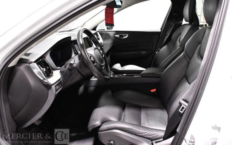 VOLVO XC60 2,0 T6 340H 255 RECHARGE TWIN ENGINE INSCRIPTION LUXE AWD GEARTRONIC BLANC FS-556-MZ