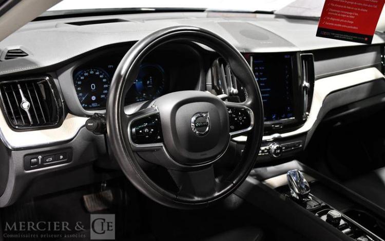 VOLVO XC60 2,0 T6 340H 255 RECHARGE TWIN ENGINE INSCRIPTION LUXE AWD GEARTRONIC BLANC FS-556-MZ