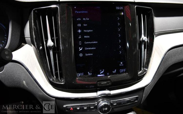 VOLVO XC60 2,0 T6 340H 255 RECHARGE TWIN ENGINE INSCRIPTION LUXE AWD GEARTRONIC BLANC FS-556-MZ