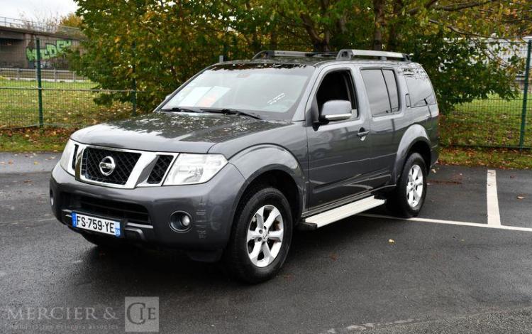NISSAN PATHFINDER 2.5 DCI 190CH LE 4WD GRIS FS-759-YE