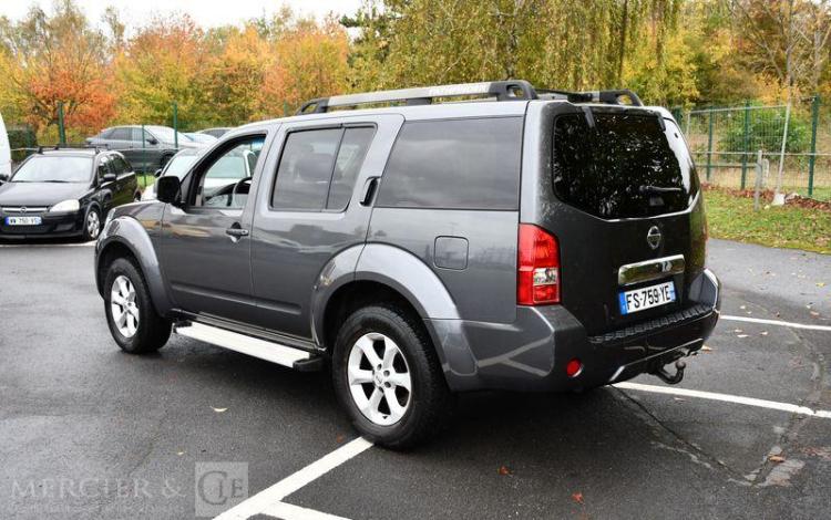 NISSAN PATHFINDER 2.5 DCI 190CH LE 4WD GRIS FS-759-YE
