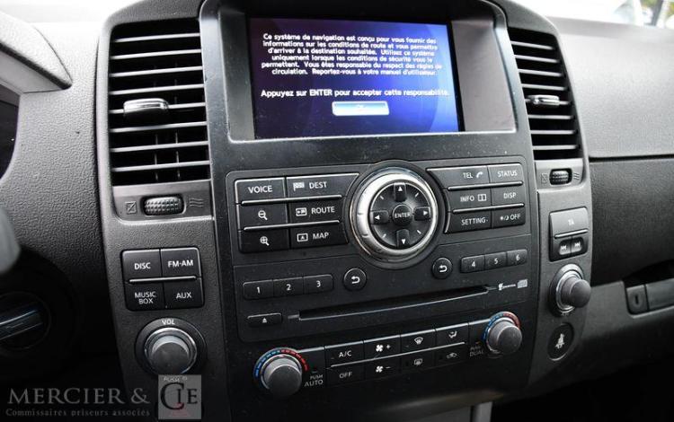 NISSAN PATHFINDER 2.5 DCI 190CH LE 4WD GRIS FS-759-YE