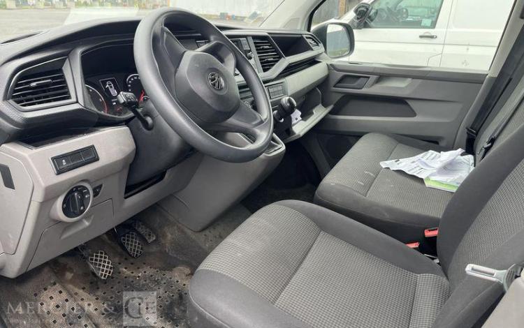 VOLKSWAGEN TRANSPORTER T6 L1H1 2.0 TDI 110 BLANC FT-350-BP