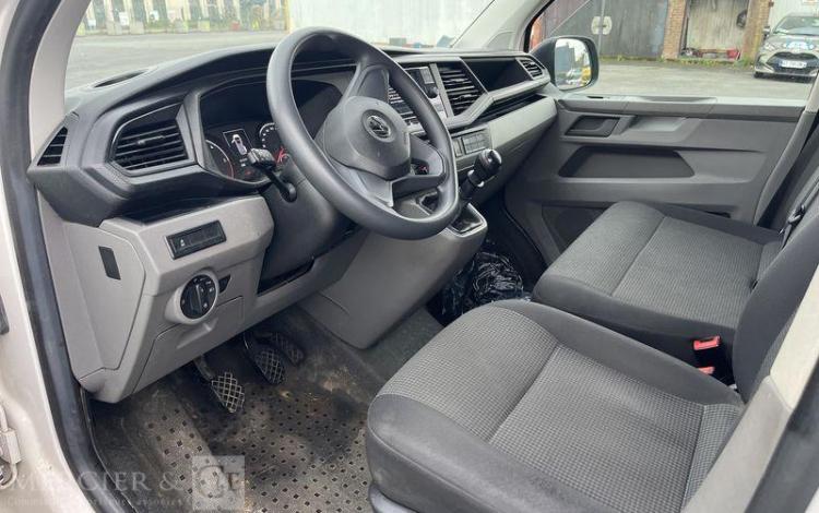 VOLKSWAGEN TRANSPORTER T6 L1H1 2.0 TDI 110 BLANC FT-372-BP