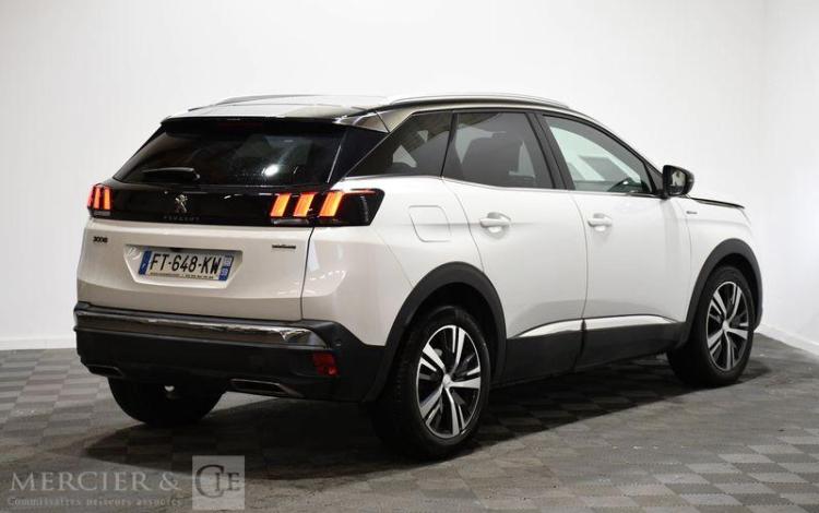 PEUGEOT 3008 BLUEHDI 130CH GT LINE S&S EAT8 BLANC FT-648-KW
