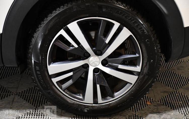 PEUGEOT 3008 BLUEHDI 130CH GT LINE S&S EAT8 BLANC FT-648-KW