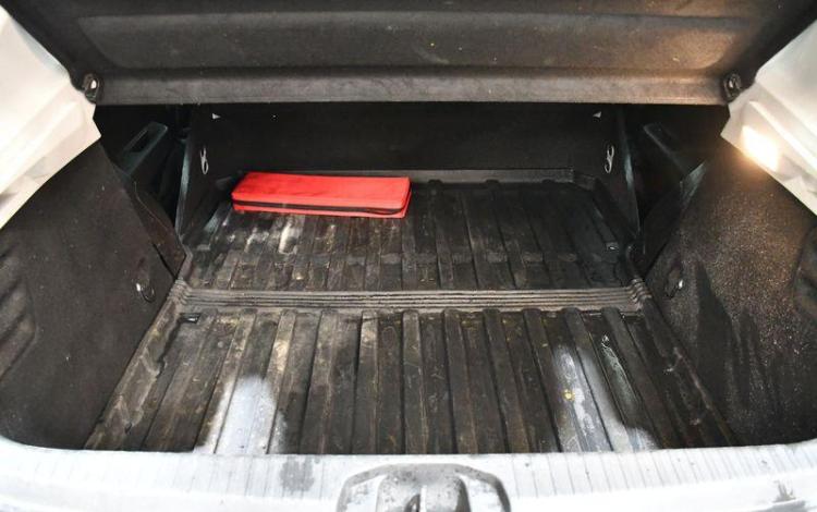 RENAULT CLIO STE AIR NAV BLUE DCI 85 BLANC FT-801-LL