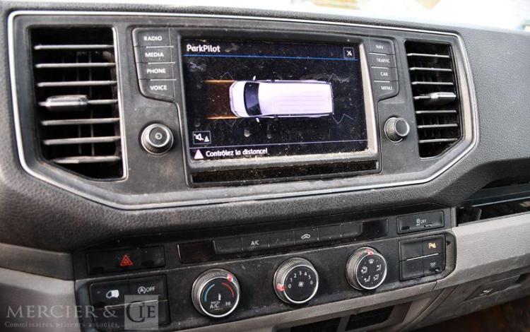 VOLKSWAGEN CRAFTER 2,0 TDI 175 35 L4H3 14M3 GRIS FT-808-DH