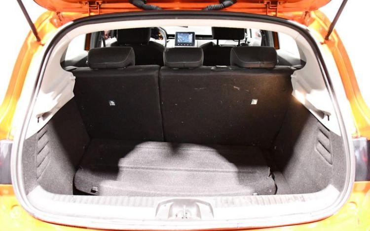 RENAULT CLIO BUSINESS E-TECH 140 ORA FV-156-XM