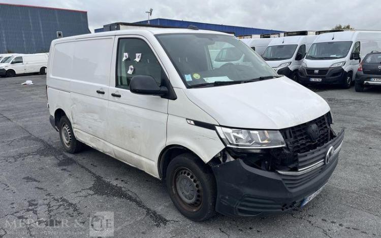 VOLKSWAGEN TRANSPORTER T6 L1H1 2.0 TDI 110 BLANC FV-173-CR
