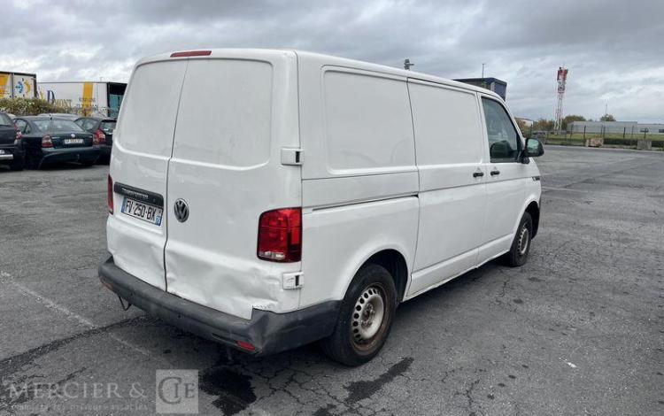 VOLKSWAGEN TRANSPORTER T6 L1H1 2.0 TDI 110 BLANC FV-250-BX