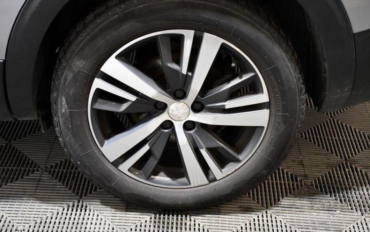 PEUGEOT 5008 ALLURE PACK BLUEHDI GRIS FV-347-HW