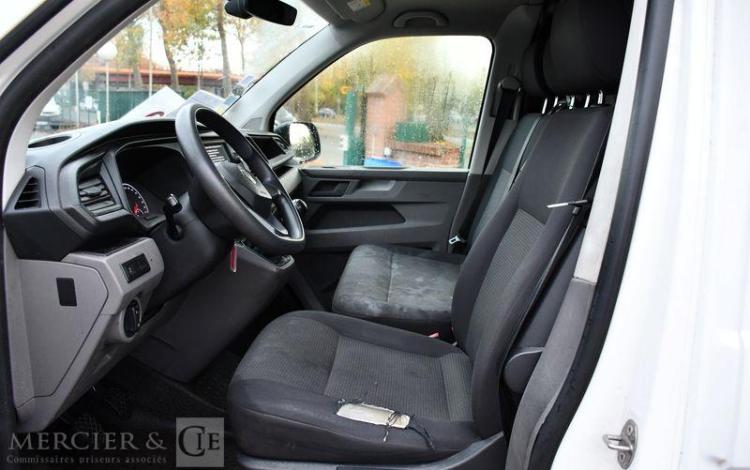 VOLKSWAGEN TRANSPORTER BLANC FV-512-CR
