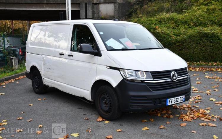VOLKSWAGEN TRANSPORTER BLANC FV-532-DX