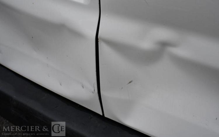 VOLKSWAGEN TRANSPORTER T6.1 2.0 TDI 110 L1H1 BLANC FV-532-DX