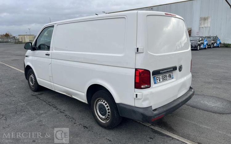 VOLKSWAGEN TRANSPORTER T6 L1H1 2.0 TDI 110 BLANC FV-689-HN
