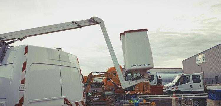 RENAULT MASTER L2H2 2,3 DCI AVEC  NACELLE 121F – 10 M  DIESEL – 764 HEURES  – ANNEE 2021 BLANC FW-090-XD