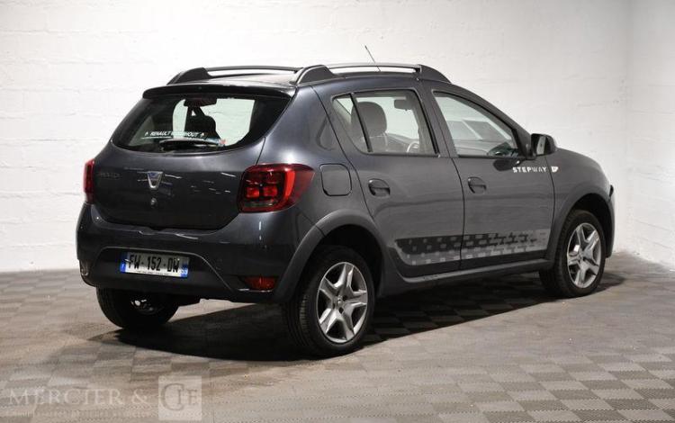 DACIA SANDERO SERIE LIMITEE EVASION SCE GRIS FW-152-DW