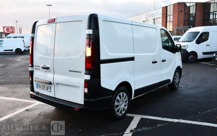 RENAULT TRAFIC GCF L1H1 1000 DCI 120 BLANC FW-229-AF