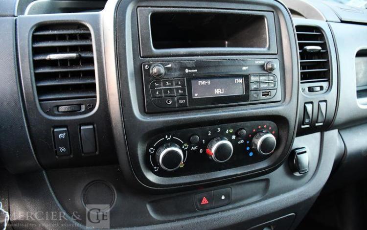 RENAULT TRAFIC GCF L1H1 1000 DCI 120 BLANC FW-229-AF