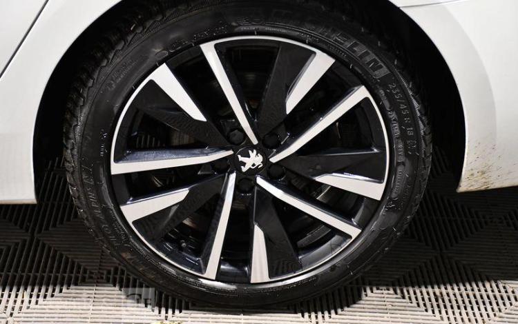 PEUGEOT 508 SW 1,6 225 BLANC FY-145-YQ