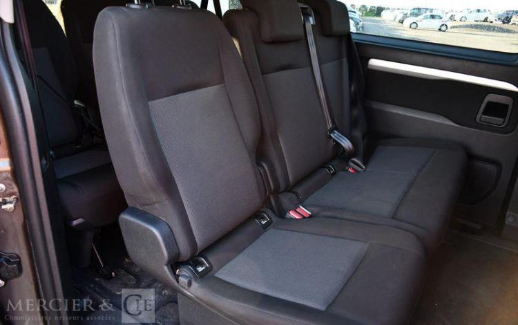 PEUGEOT TRAVELLER 1,5 BLUEHDI 120 BUSINESS GRIS FY-314-GV