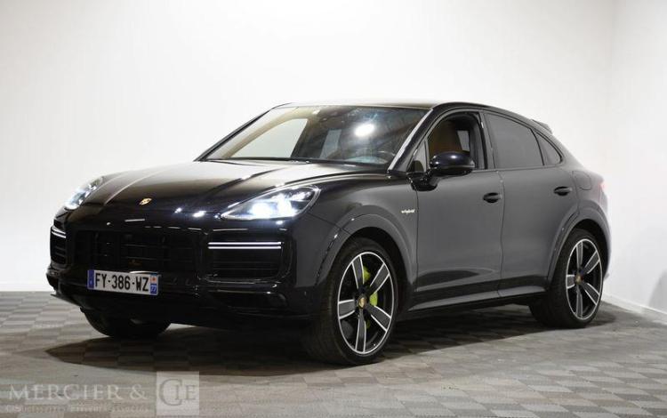 PORSCHE CAYENNE COUPE TURBO S e-HYBRID 680ch TIPTRONIC NOIR FY-386-WZ