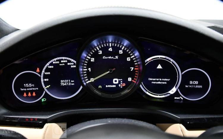 PORSCHE CAYENNE COUPE TURBO S e-HYBRID 680ch TIPTRONIC NOIR FY-386-WZ