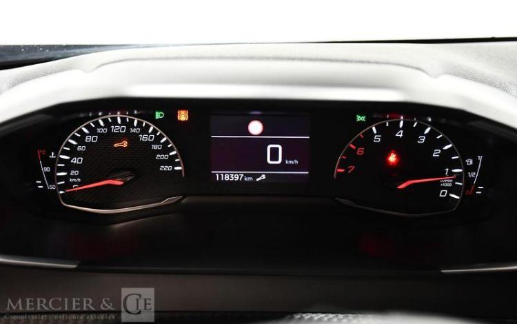 PEUGEOT 2008 1,5 BLUE HDI 110 ALLURE PACK START/STOP GRIS FZ-174-DD