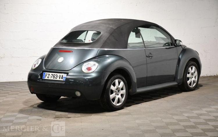 VOLKSWAGEN NEW BEETLE CABRIOLET 1,6 100 CARAT VERT FZ-763-VA