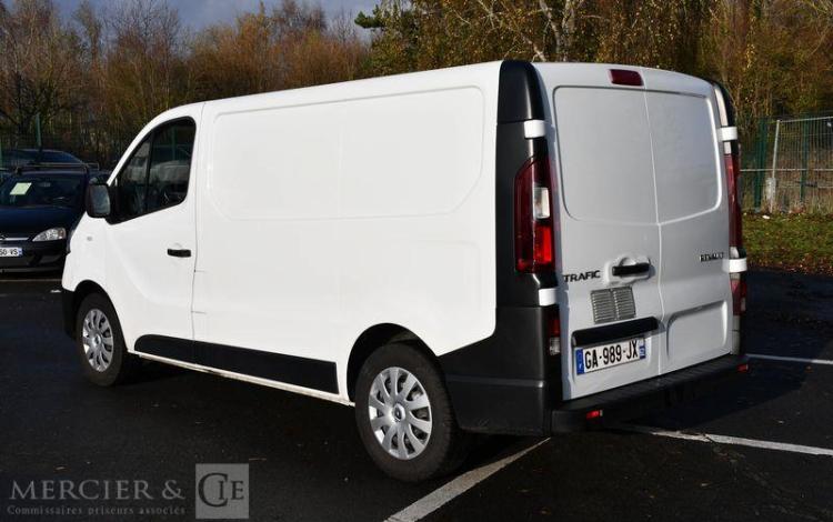 RENAULT TRAFIC GCF L1H1 1000 ENERGY DCI 145 EDC BLANC GA-989-JX