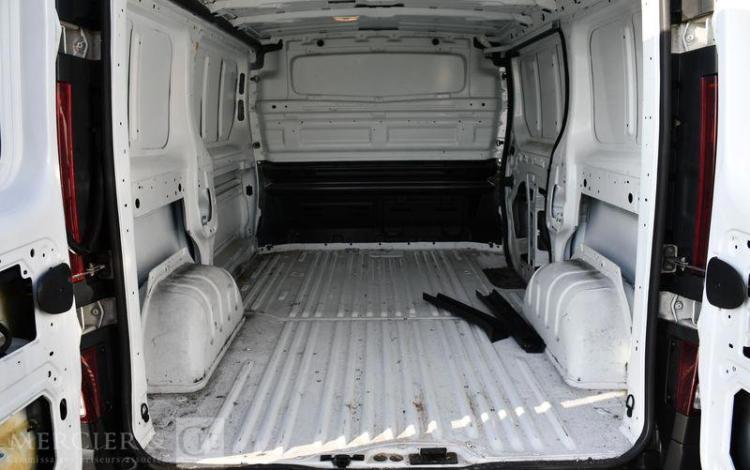 RENAULT TRAFIC GCF L1H1 1000 ENERGY DCI 145 EDC BLANC GA-989-JX