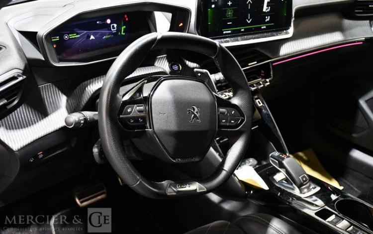 PEUGEOT 208 1,2 PURE TECH GRIS GB-099-QY