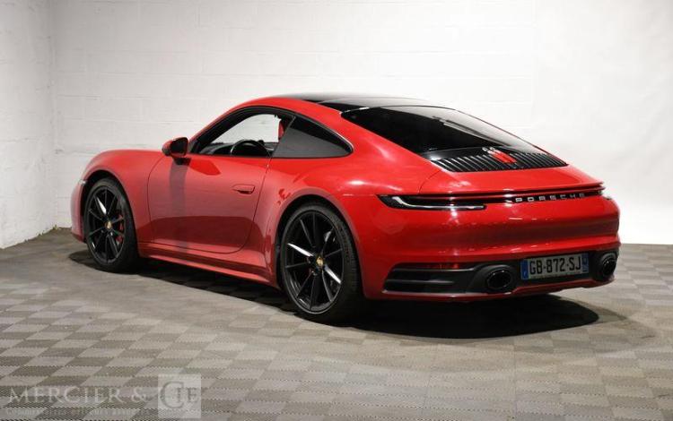 PORSCHE 911 (992) COUPE 3.0 450ch CARRERA S PDK ROUGE GB-872-SJ